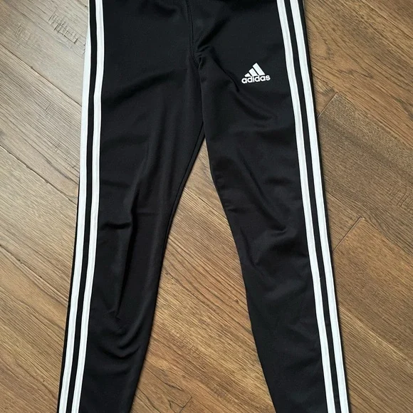 Adidas Youth 3-Stripe Aeroready Training Leggings  - Size M (11-12Y) - Picture 2 of 8